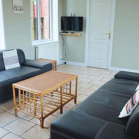 Pet Friendly Home In Quiestede With Kitchen Buitenkant foto