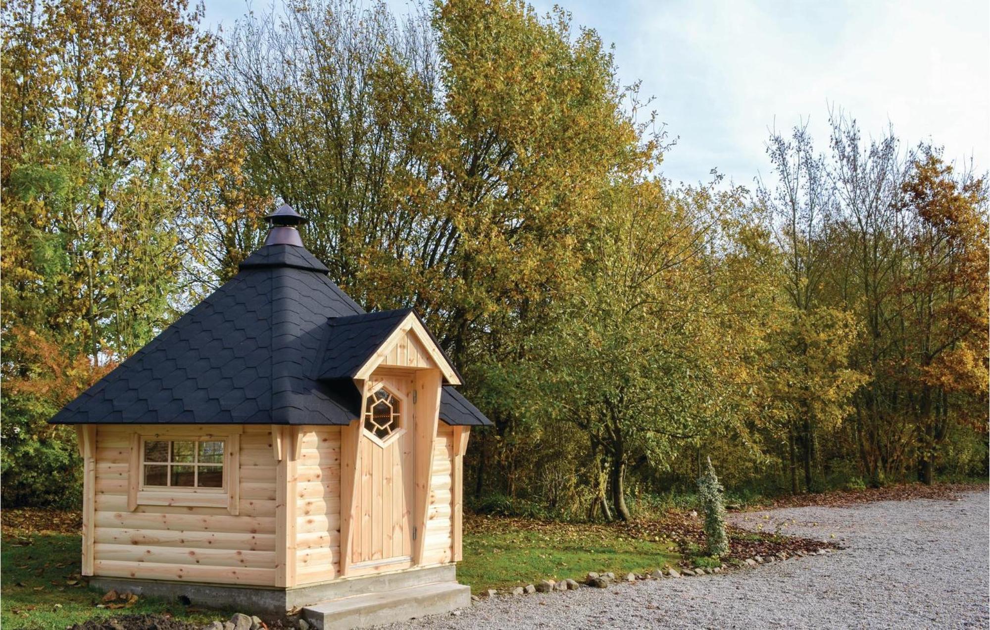 Pet Friendly Home In Quiestede With Kitchen Buitenkant foto